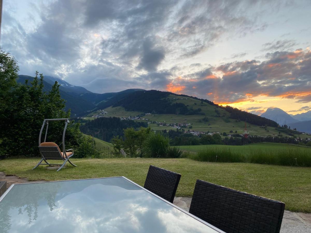 Relax.Land - Apart Grinzens 90Qm Ferienwohnung Bagian luar foto